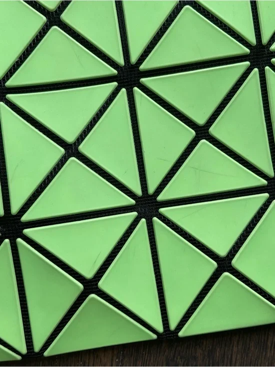 BAO BAO ISSEY MIYAKE Green Lucent Tote Bag - Picture 8 of 16